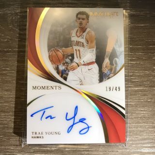 2018 - 19 Immaculate Moments Trae Young Hawks Rc Rookie Auto /49 Im - Tyg