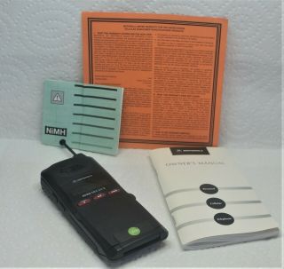 Motorola Micro T - A - C Lite Ii Cell Phone With Instructions - Minty Very