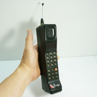 Vintage Motorola 8800x Brick Phone Analogue Mobile Phone