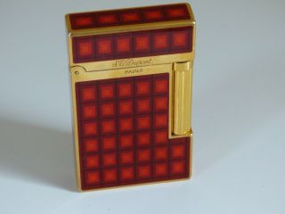 Rare S.  T.  Dupont Montparnasse Lighter - Red/black Lacquer With Gold Plated Trim