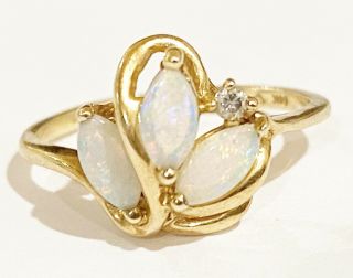 Vintage Estate Antique 14k Gold Ring With (3) Opals And (1) Diamond - Size 6.  5