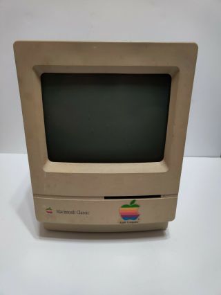 Vintage 1991 Macintosh Classic M1420 Apple Computer With Keyboard And Mouse