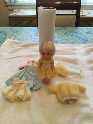 Vintage Vogue Ginny Doll Bendable Legs With Clothing 7 1/2”