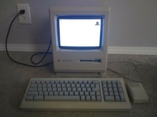 Vintage Apple Macintosh Plus Computer M0001a Keyboard Mouse & Ship Box