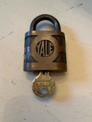 Vintage Yale Lock Padlock With Key