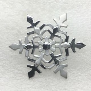 Signed Danecraft Vintage Snowflake Brooch Pin Silver Tone Costume Jewelry