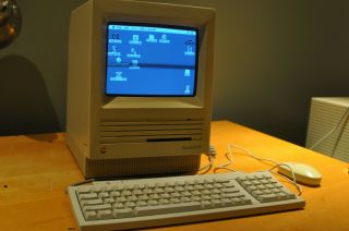 Apple Macintosh Se With 16mhz With Upgrade Accelarator