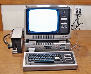Radio Shack Trs - 80 Computer Monitor/mini Disk/micro Computer/interface 1978