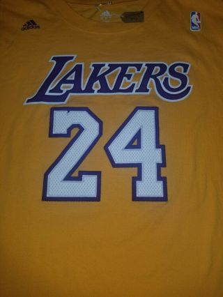 Kobe Bryant Los Angeles Lakers Nba Basketball T - Shirt Adidas 2xl 32×27 Inches