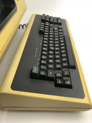 Digital VT101 Computer Terminal With Keyboard,  Power Cord 3