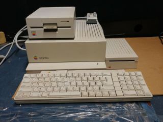 Vintage Apple Ii Gs Computer