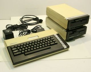 Vintage Atari 800xl Computer Console With 2 1050 Disk Drives