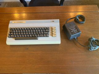 Rare Silver Label Commodore 64 S/n: S00005258 With Power Supply