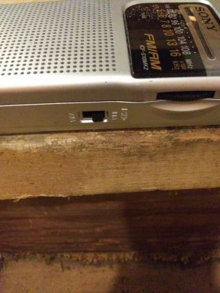 Vintage Sony 1cf - s70mk2 Am FM Pocket Radio 3