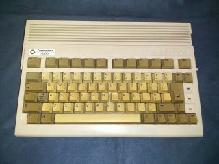 Vintage European (uk) Pal Commodore Amiga 600 A600 Computer With 2mb Chip Ram