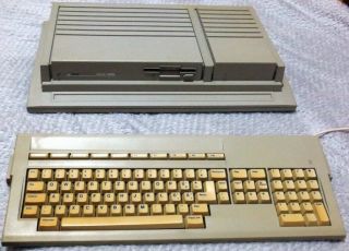 Rare Vintage " Atari Mega Ste " Computer (vgc)