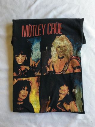 Vintage Motley Crue T - Shirt,  Xl