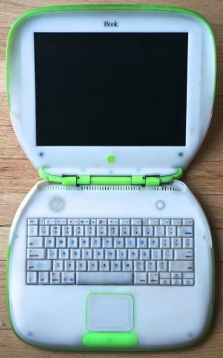 Apple Ibook G3 Lime Green,  Airport Base Station & Manuals
