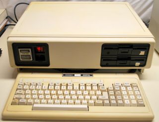 Rare Tandy 2000 Computer Includes Keyboard Ships Worldwide