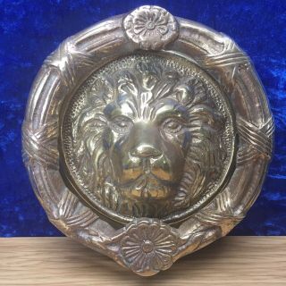 Large Georgian Style,  Vintage Solid Brass 6  Lions Head Wreath Door Knocker