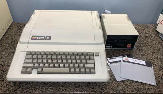 Restored - Vintage Apple Iie Enhanced Computer With 5.  25” Disk Ii Floppy Drive