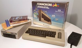 Commodore 64 Vintage Computer W Power Supply 1541 Disk Drive Manuals Box