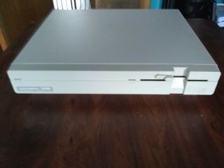 Vintage Commodore 128d Personal Home Computer 5.  25 Floppy Disk Drive