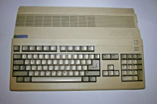 Commodore Amiga 500 W/expansion.