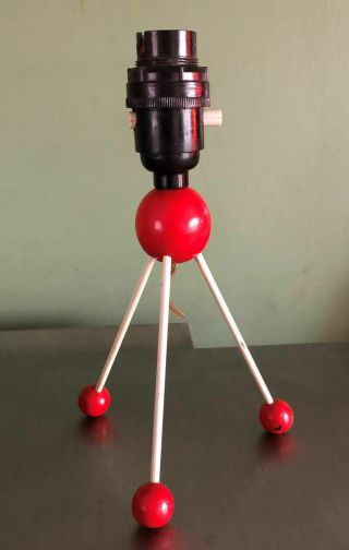 Atomic Space Age Red Tripod Table Lamp Original/vintage Mid 20th Century
