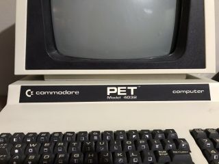 Vintage Commodore PET Model 4032 Personal Computer Space Invaders Startup Tone 2