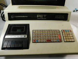Vintage Commodore PET 2001 - 8 with Chiclet Keyboard 2