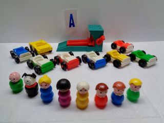 Vintage Fisher Price Little People Play Family Garage Accessories Cars & Ramp A
