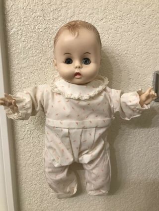 Vintage 1971 Effanbee Baby Doll 8171 - Eyes Open/close - Baby Squeaks When Squeezed