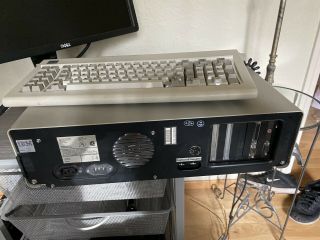 IBM - 5151 - Personal - Computer - Keyboard - PC - PowersOn/FCC ID: AN09SA5150 - S/N 0252929 3