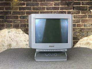 Sony Trinitron Vaio Cpd - 100vs Scc - K24a - A Vga Crt Computer Monitor With Speakers