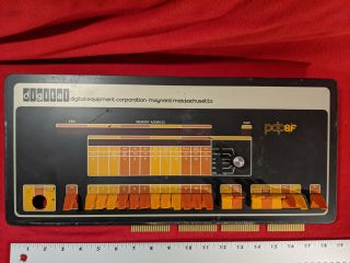 Digital Equipment DEC PDP - 8 F console front panel PDP 8 F 2