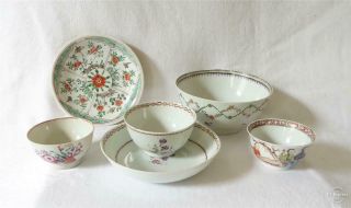 V Good Group Antique Mid 18th C Chinese Porcelain Tea Bowls Saucers And Bowl