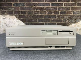 Commodore Amiga 2000 A2000HD Computer Complete with Keyboard/Mouse 3