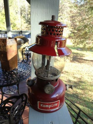 Vintage Kamplite Model Lrl - 2 Single Mantle Gas Lantern 1950 