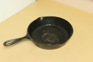 Early Antique No.  5 Vintage Cast Iron Skillet