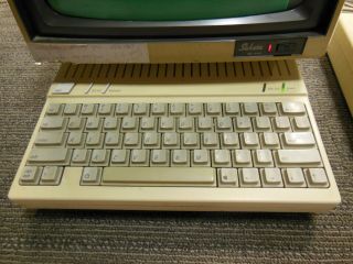 Apple IIc Computer With Monitor 2