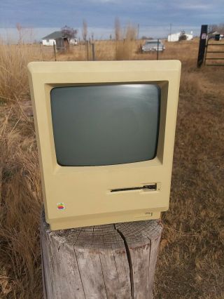 Vintage Apple Macintosh Computer Model M0001