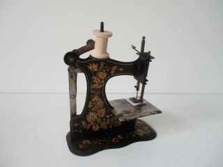 Antique Muller No.  1 Front winder fiddle base Toy sewing machine 3