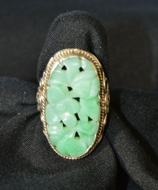 Vintage Sterling Silver Ring With Green Jade Flowers