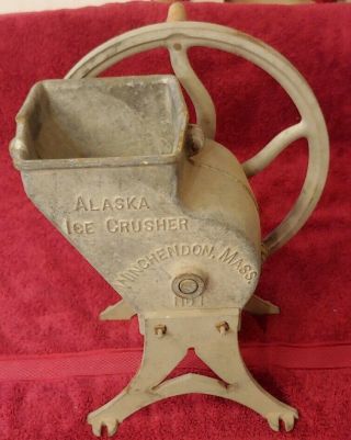 Antique Alaska Ice Crusher No.  1 Hand Crank Winchendon Mass