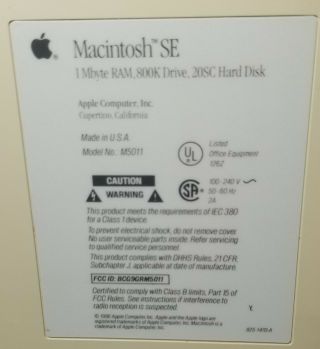 Vintage Apple Mcintosh SE Model M5011,  1MB RAM,  800K Drive,  20SC Hard Disk 3