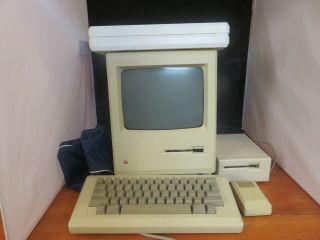 Vintage Macintosh 128k - Keyboard,  Mouse,  Software,  External Drive,  Picasso Box