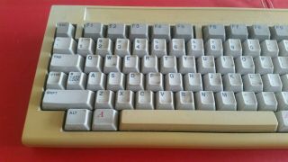 Commodore AMIGA 1000 computer keyboard 3