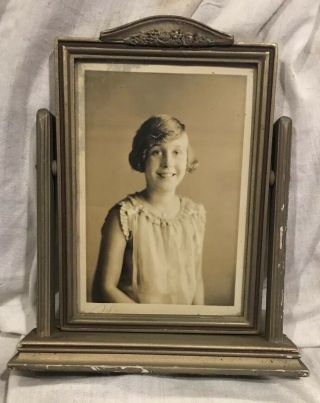 Vintage 1920’s Picture Of Girl In Flip Rotating Wood Frame 5”x 7”