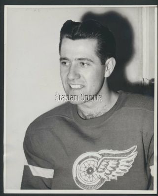 Douglas Baldwin - Detroit Red Wings Press Photo 1946 - 47 Nhl Hockey Pic